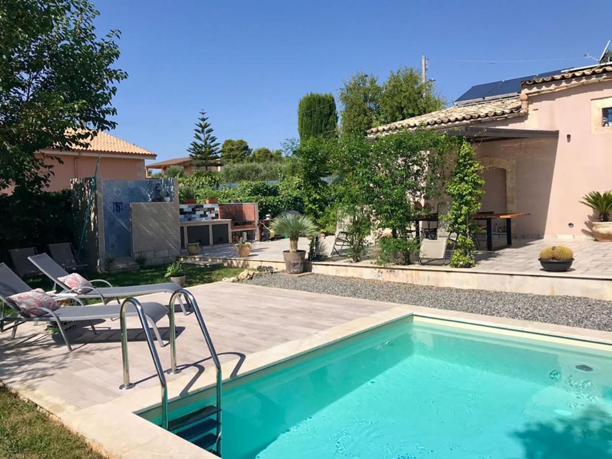 Il Baglio Del Picchio - Noto Apartment San Corrado di Fuori Bagian luar foto