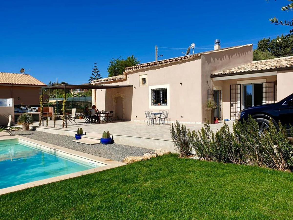 Il Baglio Del Picchio - Noto Apartment San Corrado di Fuori Bagian luar foto