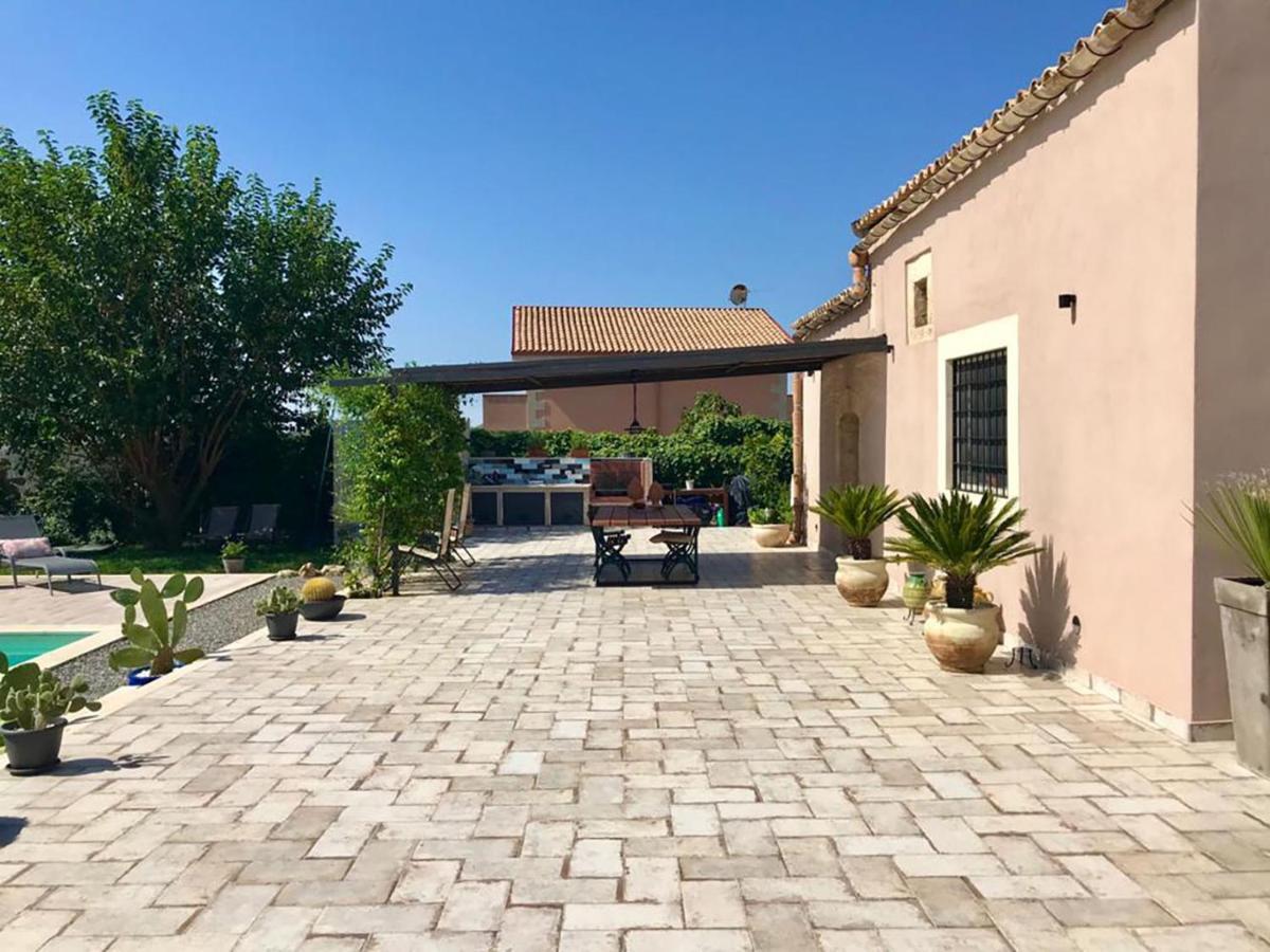 Il Baglio Del Picchio - Noto Apartment San Corrado di Fuori Bagian luar foto